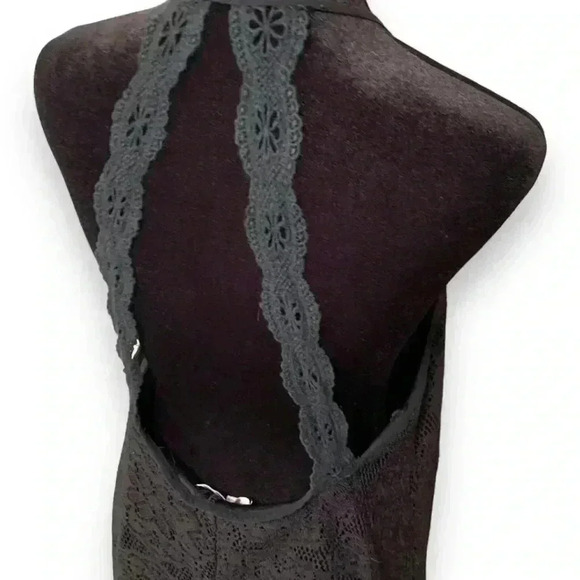 Umgee Women's Medium Black Floral Lace Ruffled Hem Back Detail Sundress - Picture 5 of 16